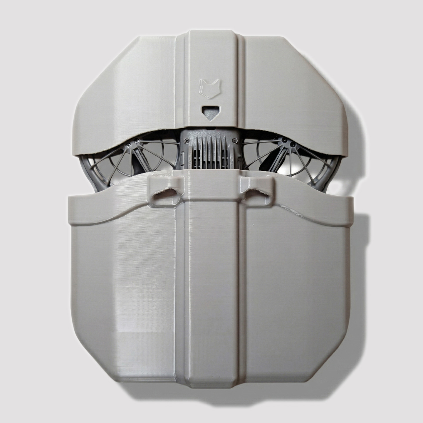 صندوق تخزين صلب مقاوم للصدمات  - مراجعة Drone Battery Case وسعره